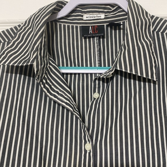 - Women ALC Atlast Classics Gray  and white White Striped Shirt size 1X - Picture 3 of 8